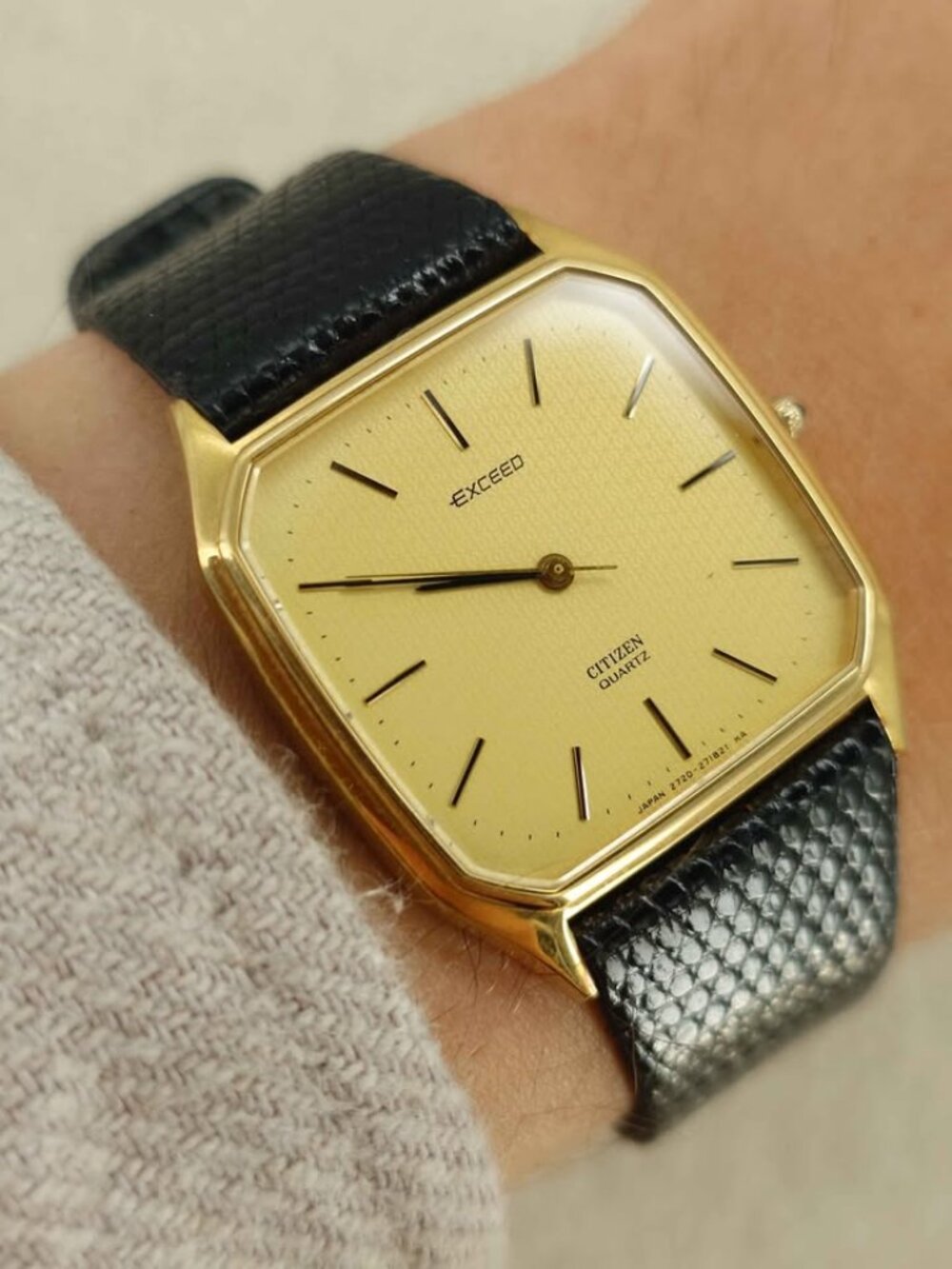 Citizen Men's Watch Exceed 2730 Gold 30mm Tank Textured Dial JDM